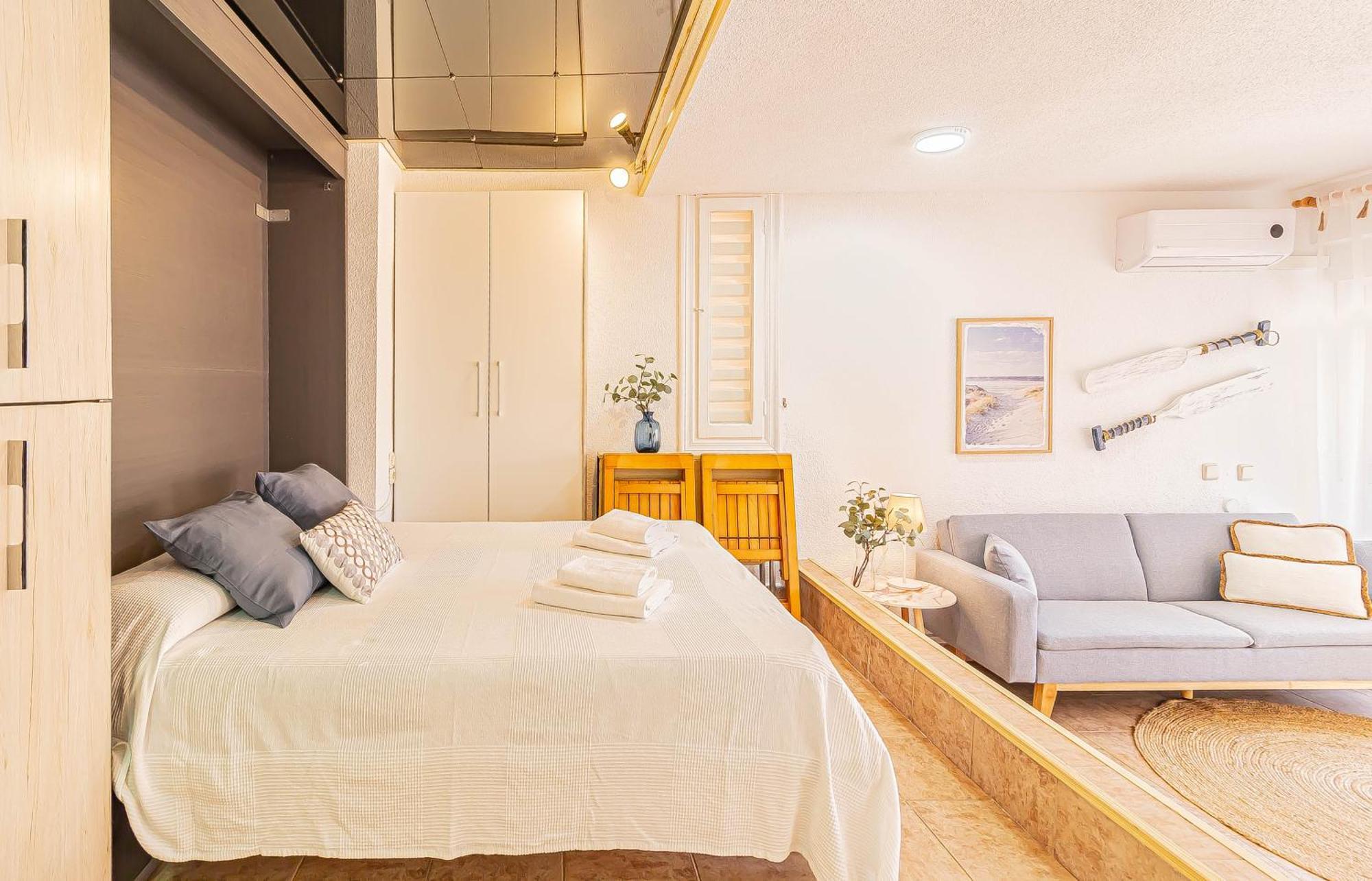 La Pecera - - Edificio Monaco - Kilometro 7 - Cama Plegable Y Sofa-cama La Manga del Mar Menor