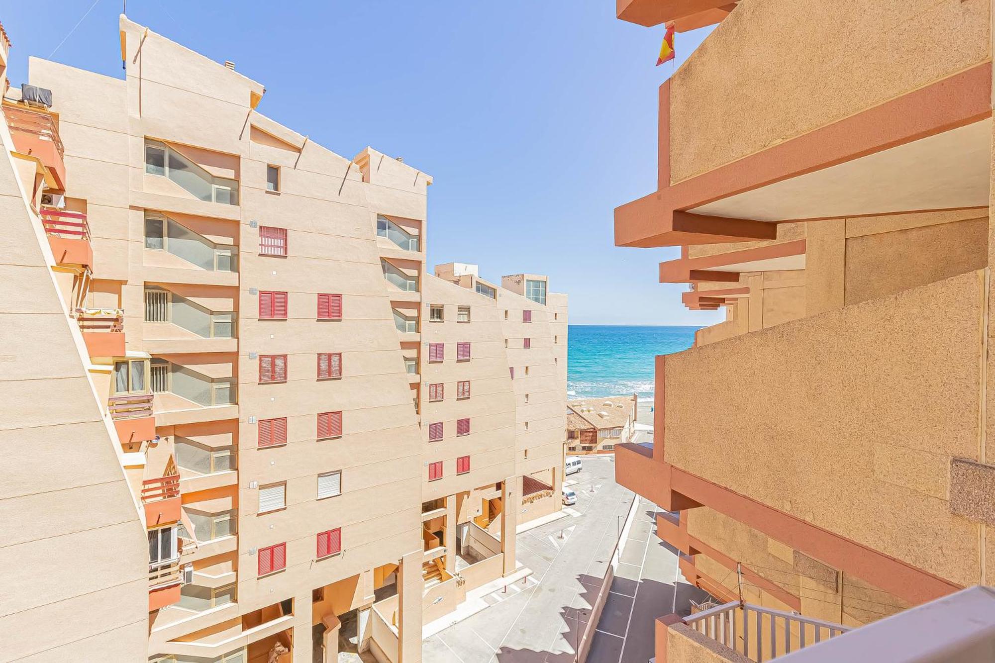 Apartment La Pecera - - Edificio Monaco - Kilometro 7 - Cama Plegable Y Sofa-cama *