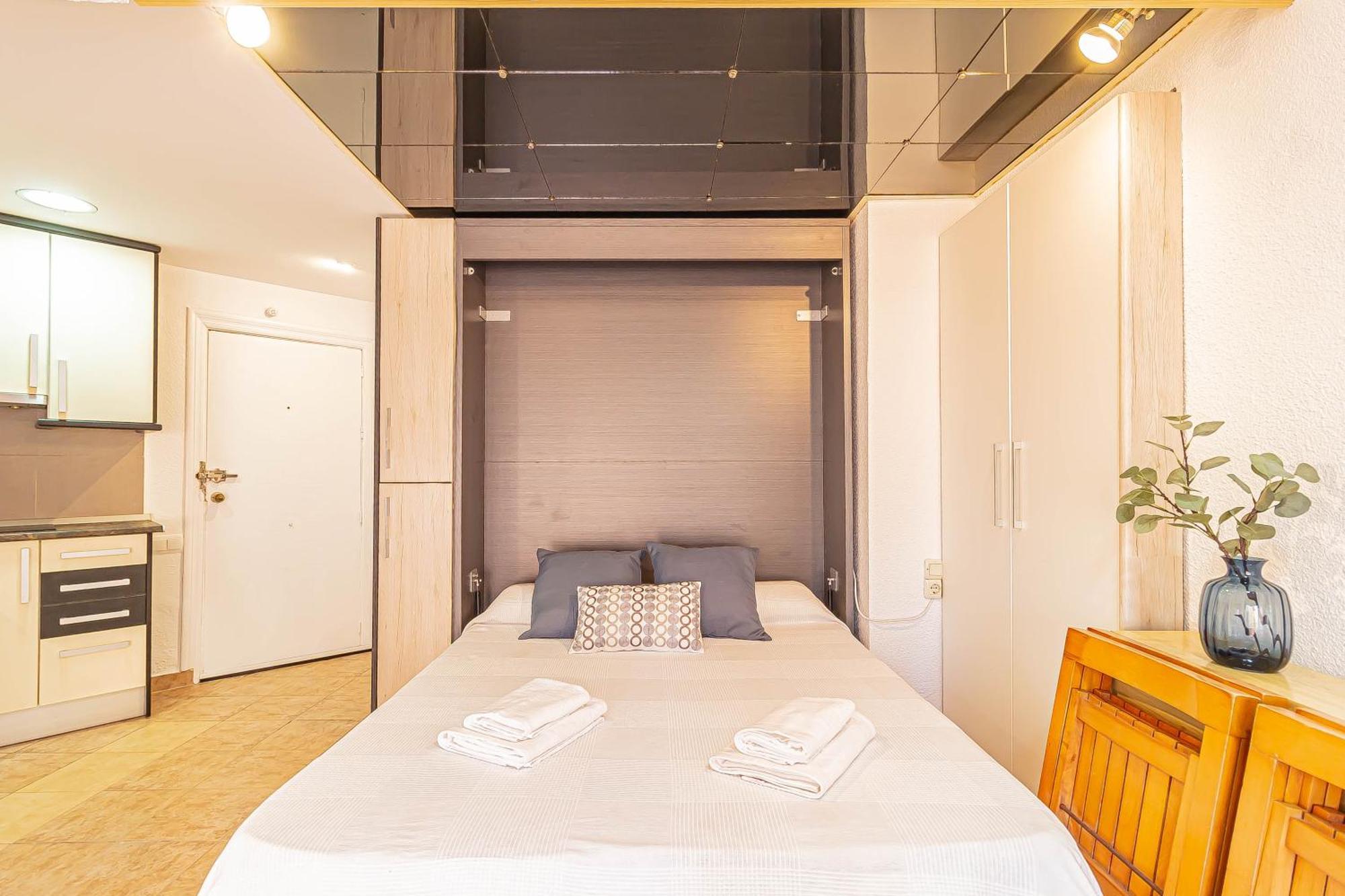 La Pecera - - Edificio Monaco - Kilometro 7 - Cama Plegable Y Sofa-cama