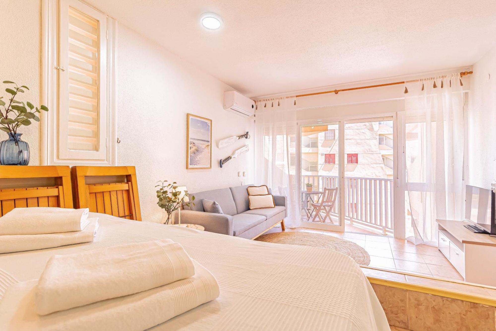 Apartment La Pecera - - Edificio Monaco - Kilometro 7 - Cama Plegable Y Sofa-cama *