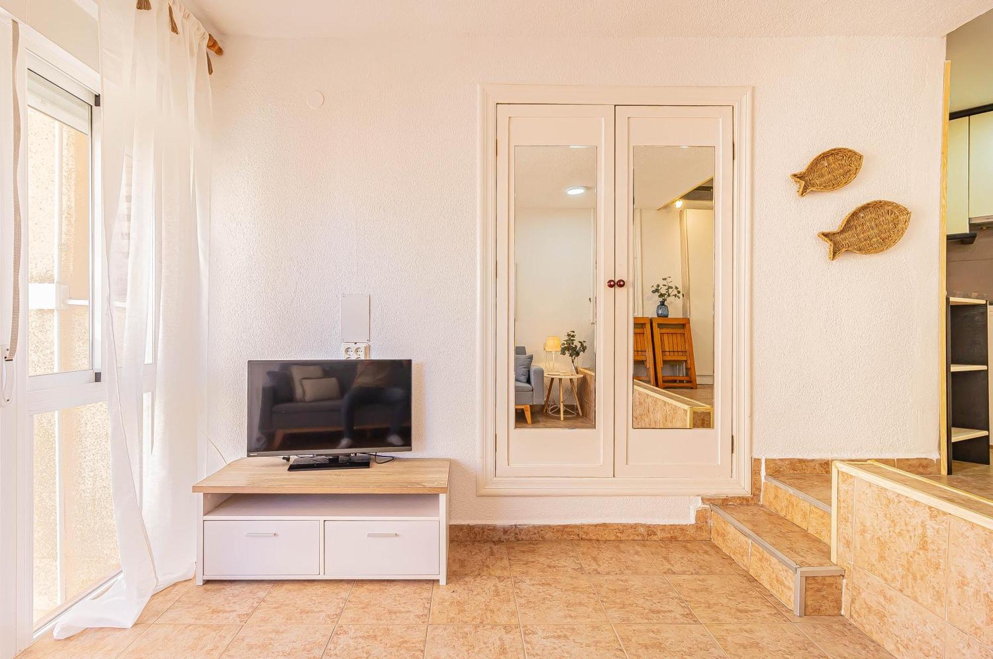 La Pecera - - Edificio Monaco - Kilometro 7 - Cama Plegable Y Sofa-cama